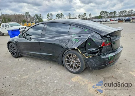 2018 Tesla Model 3 z USA, uszkodzony, nr VIN 5YJ3E1EB5JF067971